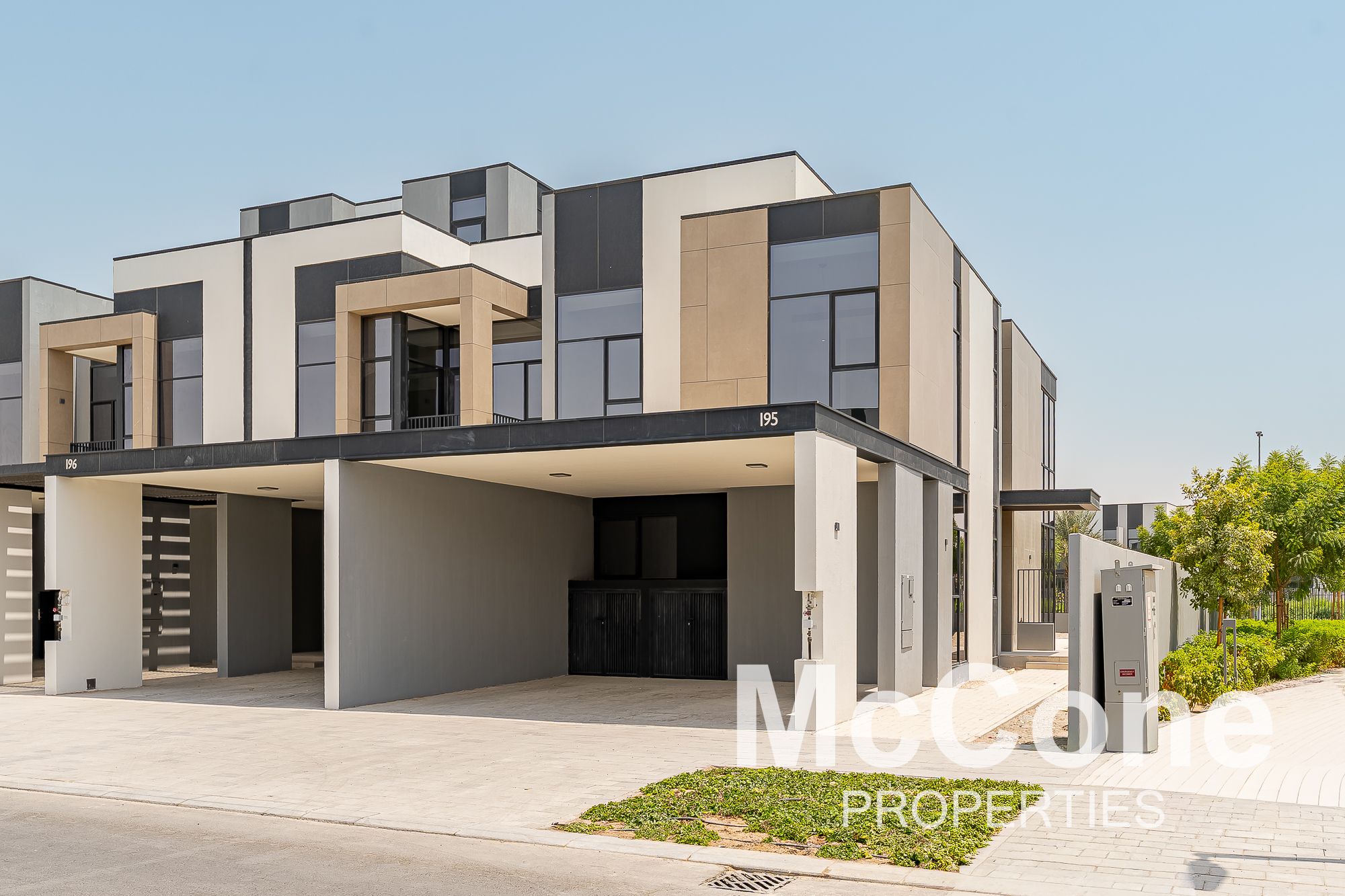 New Handover | Corner Unit | Bright
