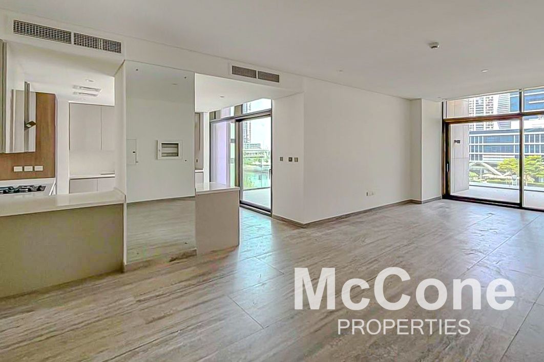 Waterfront | Rare Unit | Large Layout