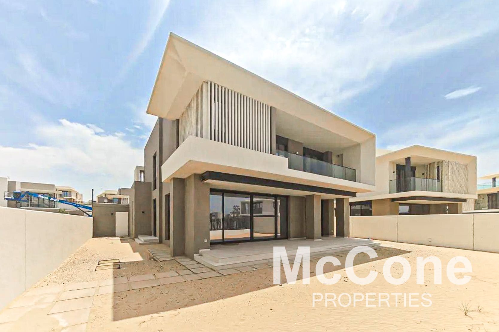 Vacant & Ready | Rare Semi-Detached | Corner Unit