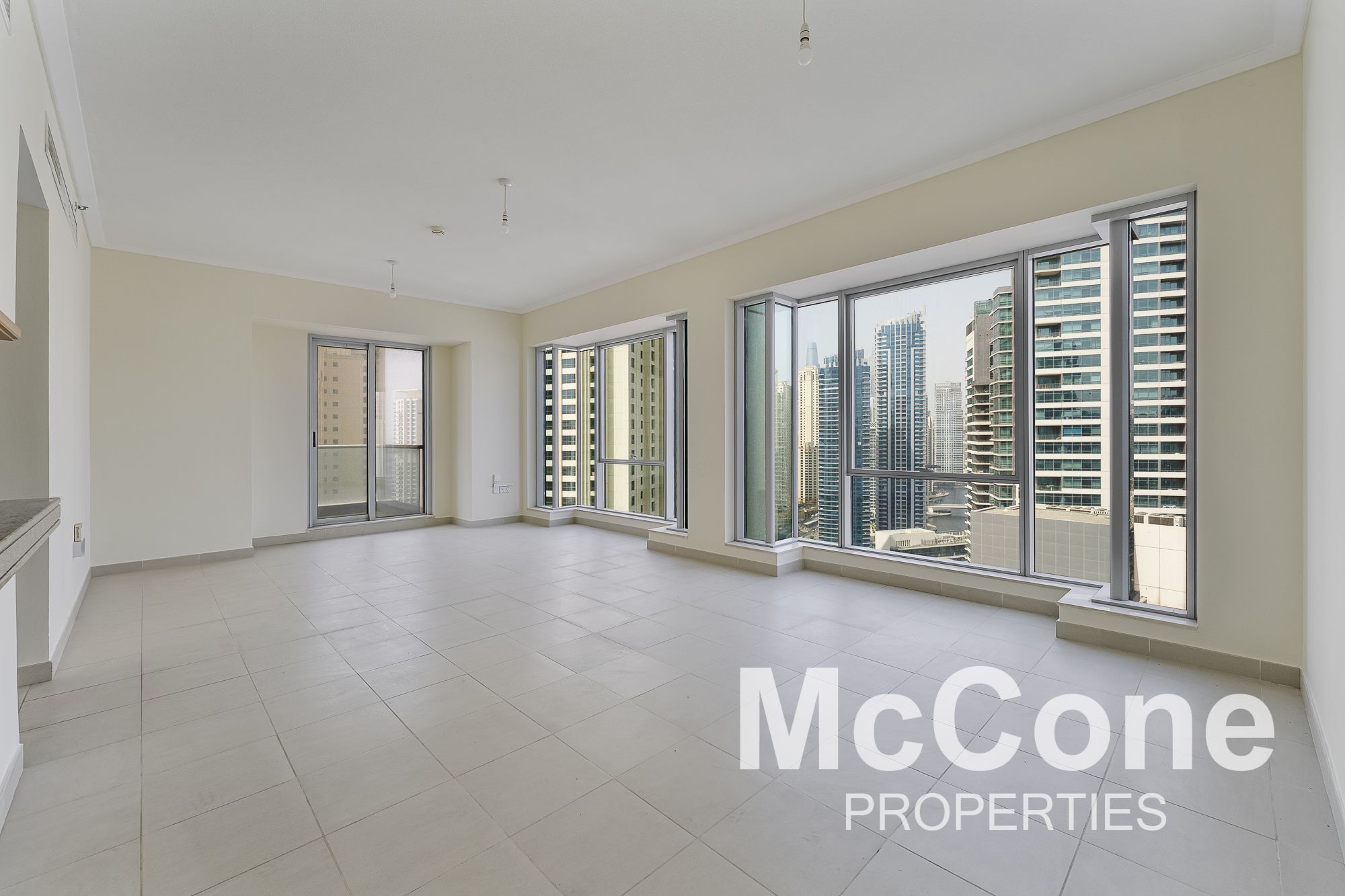 Prime Location | Vacant | Full Marina View