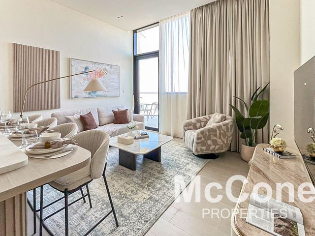 Furnished | High Floor | Skyline View