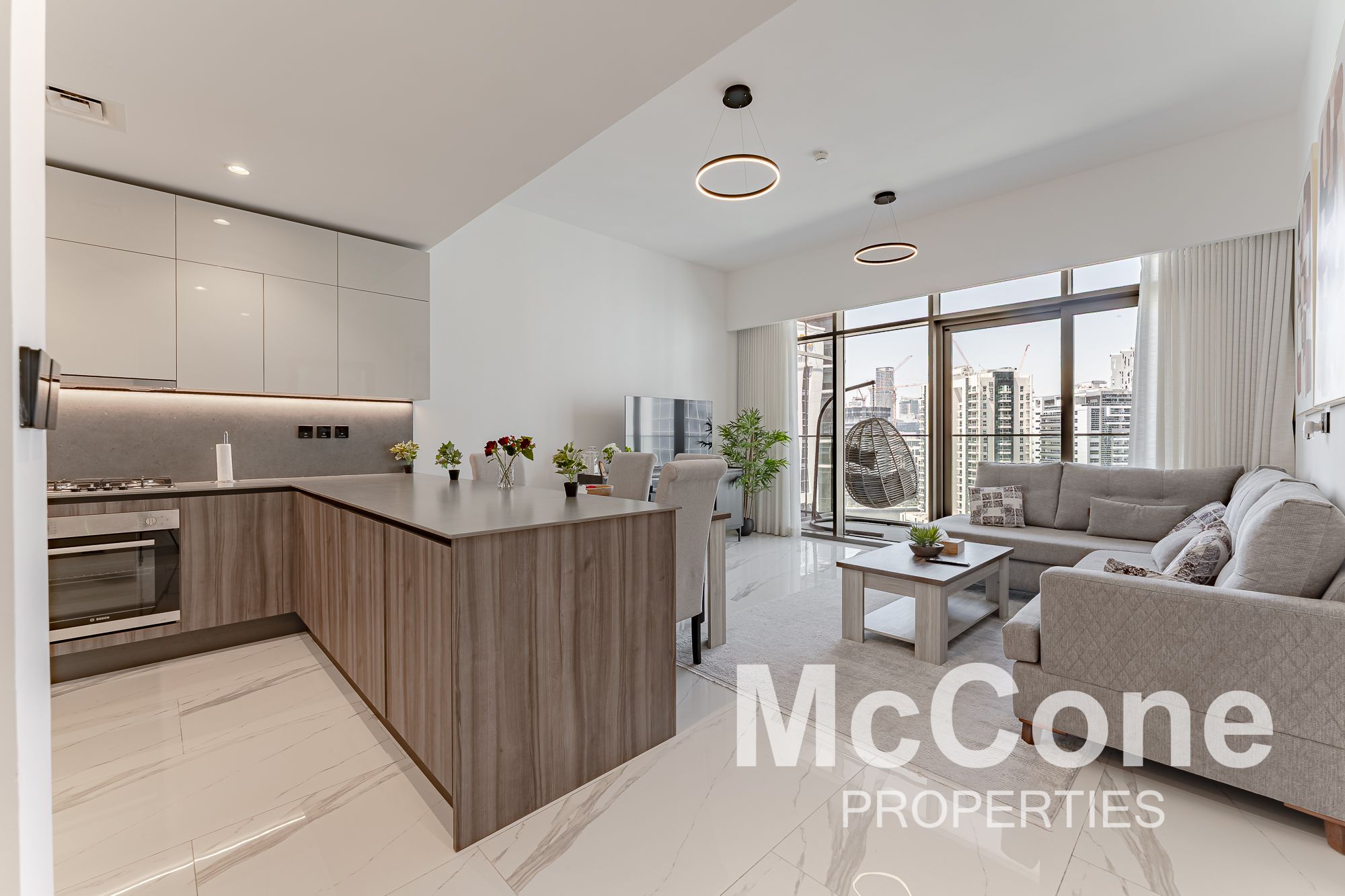 Upgraded | High Floor | Vacant