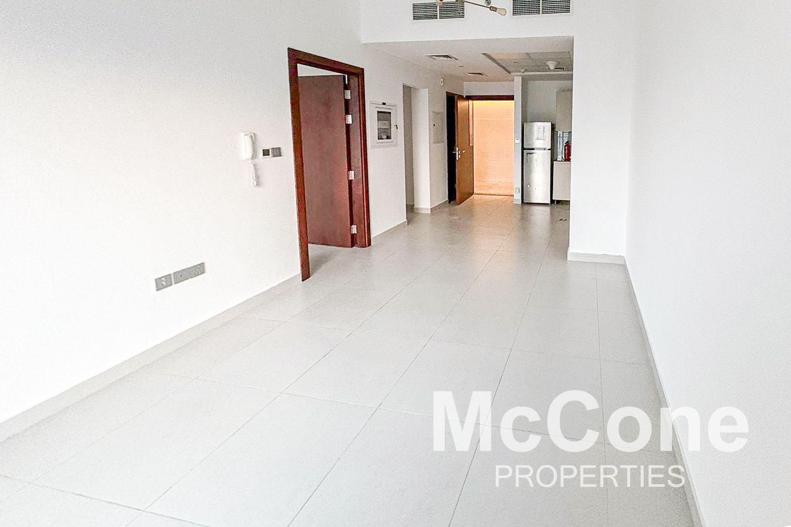 Vacant | Big Layout | Great Location
