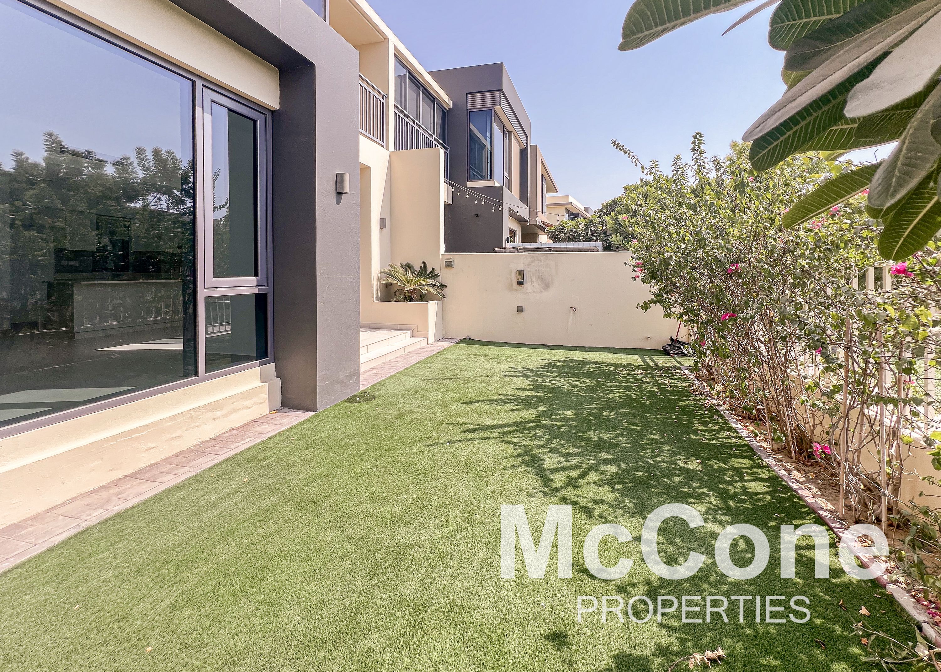 Park View | Vacant | Landscaped