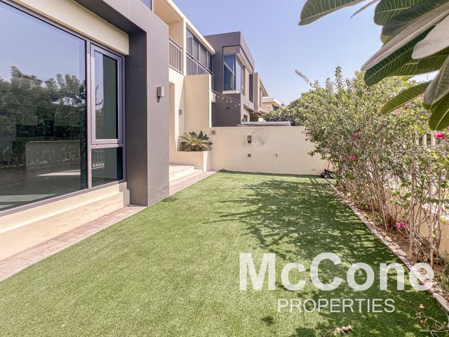 Park View | Vacant | Landscaped