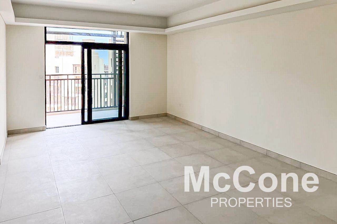 Brand New | Unfurnished | Private Living
