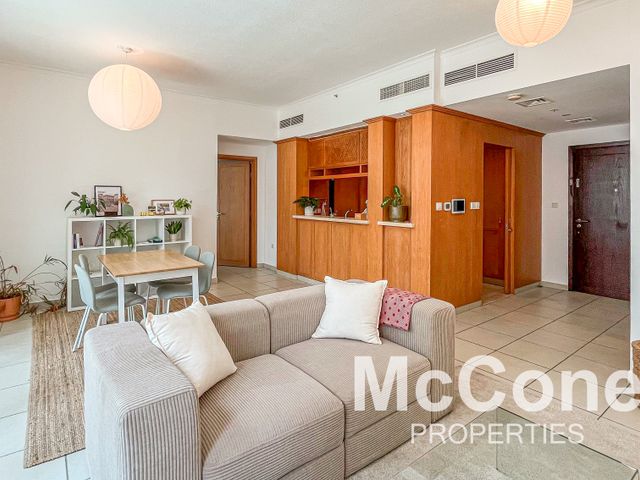 Furnished | Low Floor | Vacant