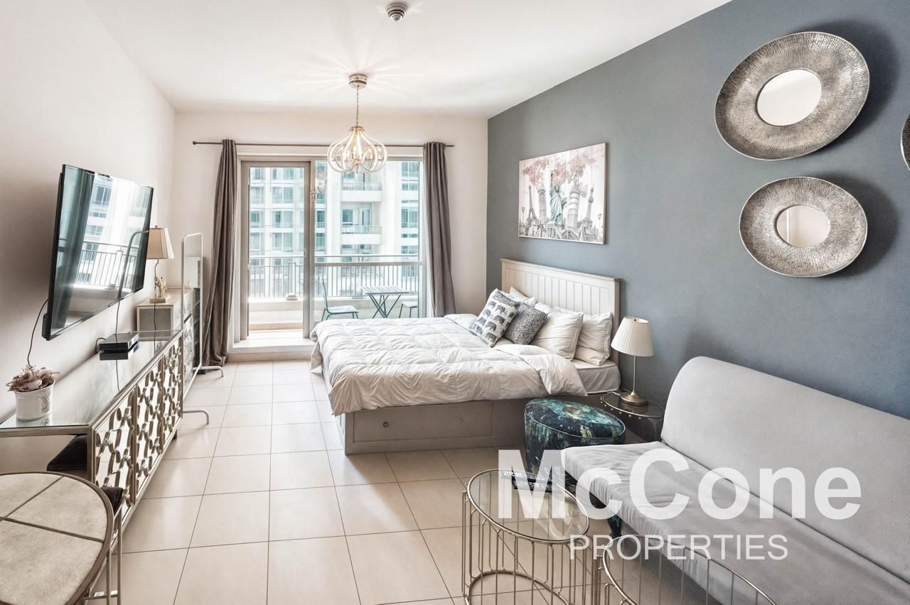 Must See| Prime Downtown | Vacant