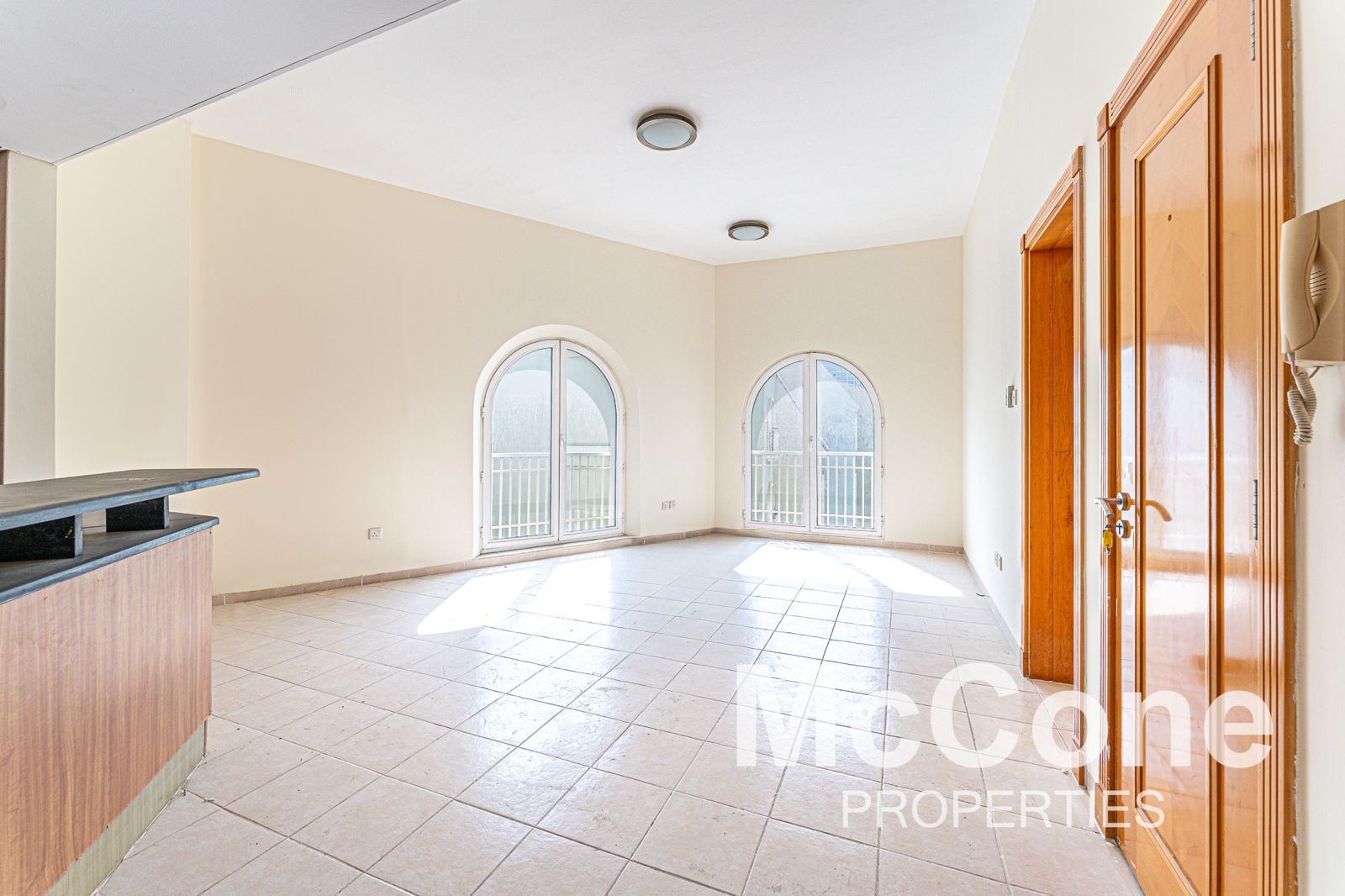 Next to Metro | Spacious | Storage Room