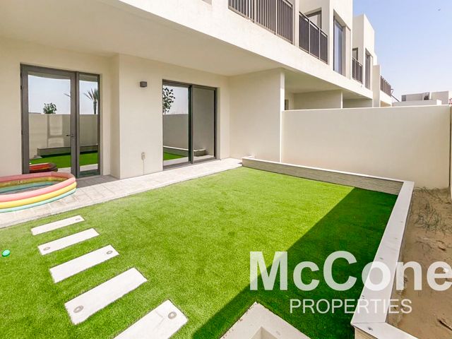 Single Row | Well Maintained | Near to Entry Gate