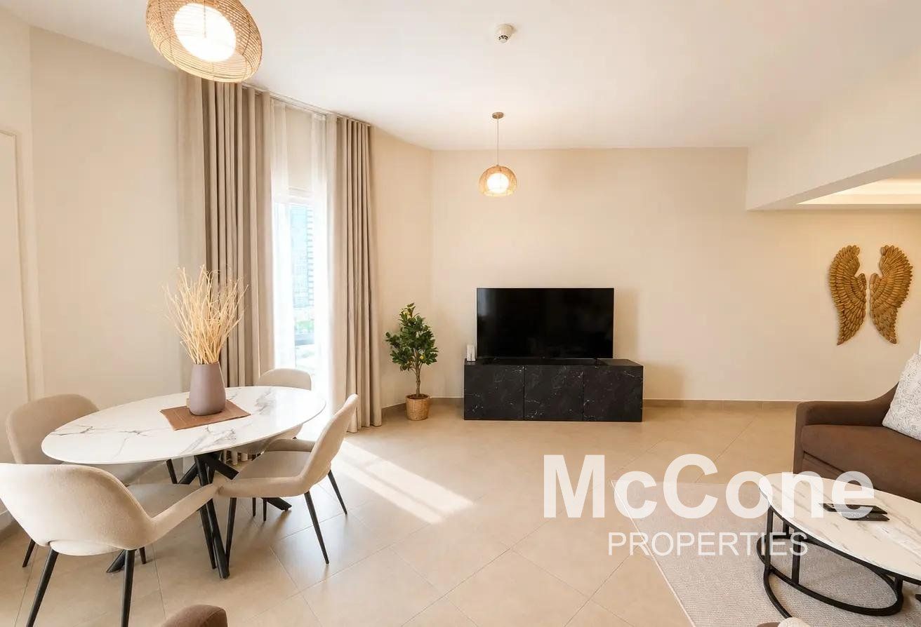 Upgraded | Near Metro | Fully Furnished