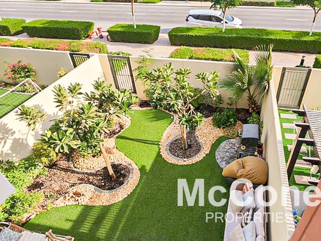 Spacious | Beautifully Landscaped | Single Row