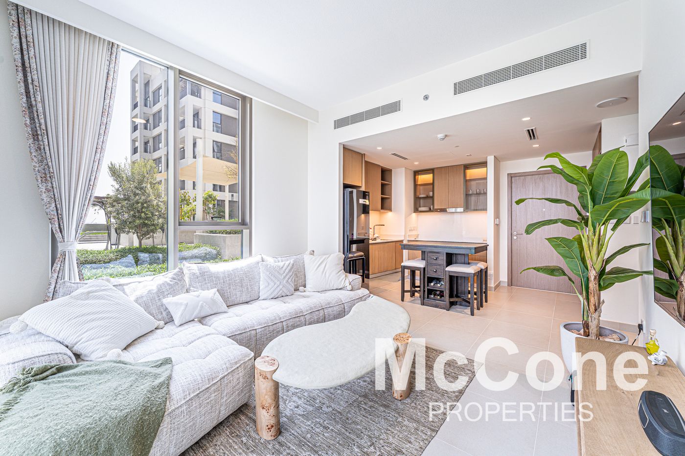 Low Floor | Corner Unit | Vacant | Fully Furnished