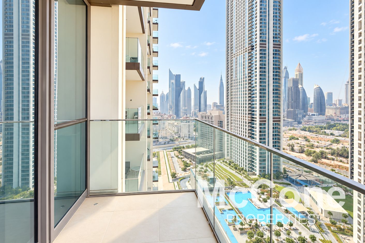 High Floor | Spacious | Downtown Views