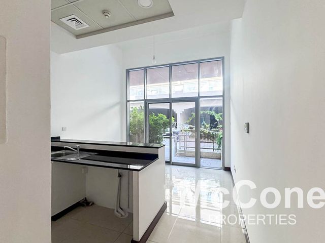 Private Entrance | Ground Floor | Spacious