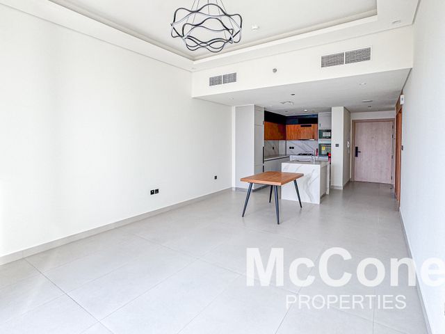 Brand New | Pool Facing | Open Kitchen