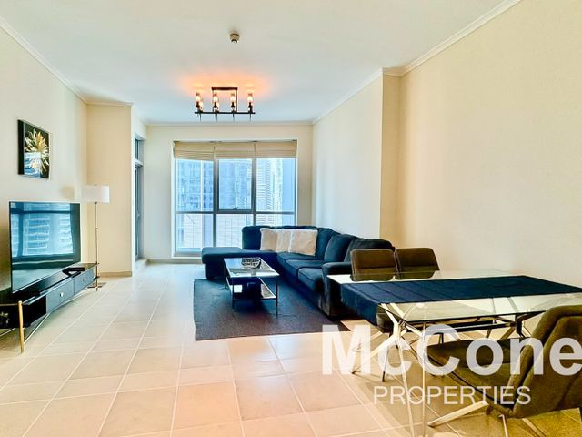 Marina View | Spacious | Well Maintained