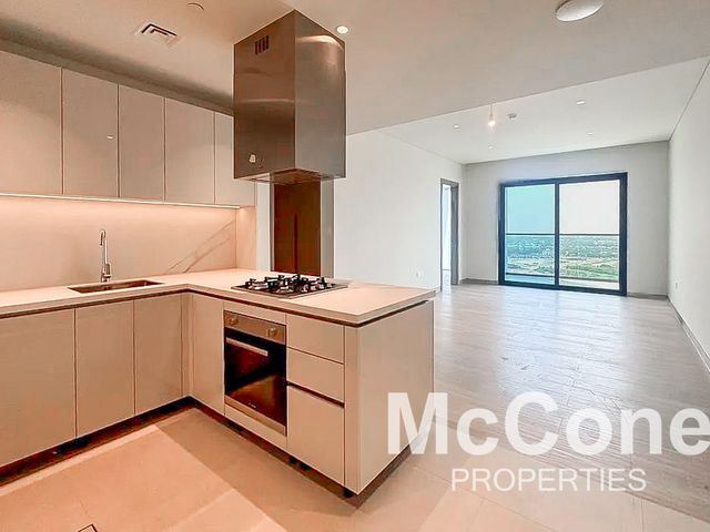 Community View | Modern | Spacious