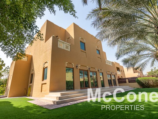 Exclusive | Corner Unit | Tenanted