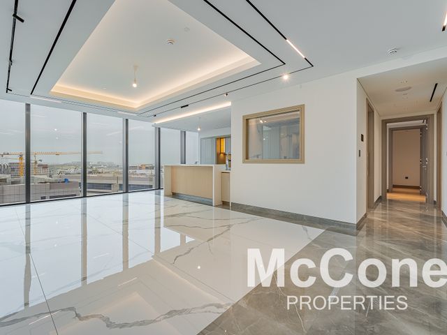 1 Series | Palm View | Luxury Penthouse