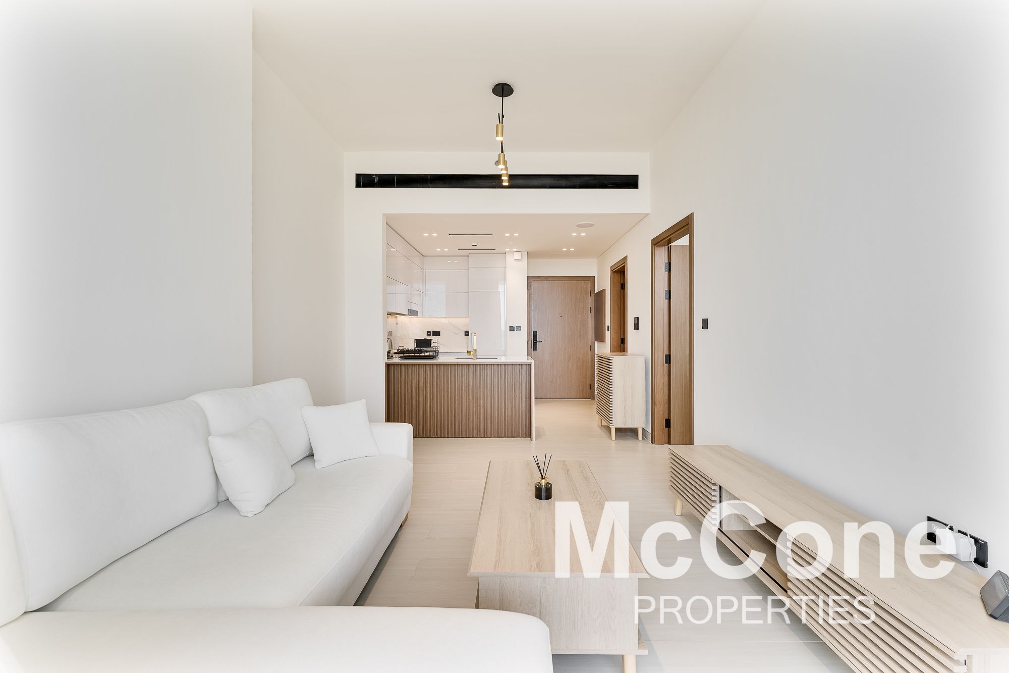 Stylish 1BR | Vacant on Transfer | Fully Furnished