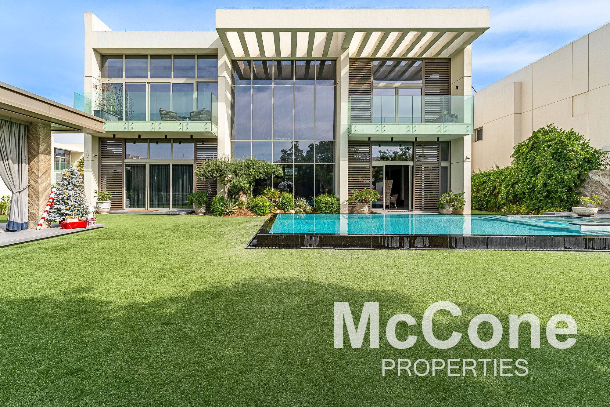 Exclusive | Corner Villa | Luxury Furnished