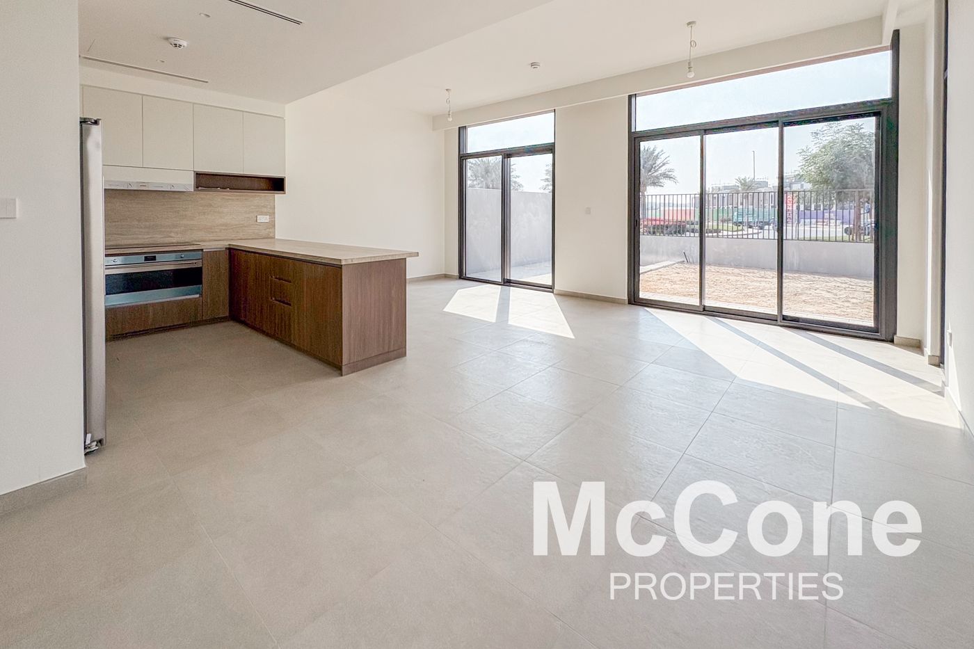 Green Belt | Great Location | Ready to Move