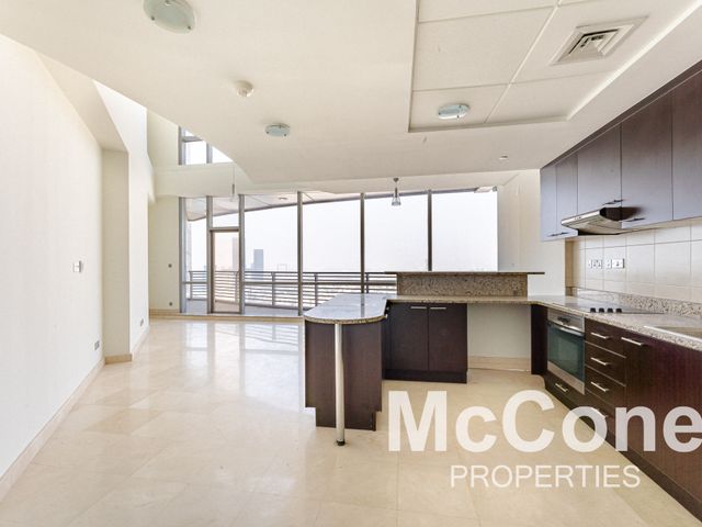 Vacant | High Appreciation | Rare Duplex Layout