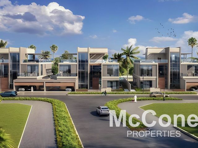 Private Garden | Luxury Mansion | Spacious layout