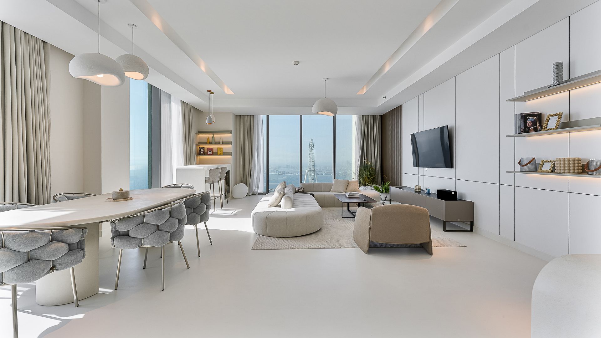 LUXURY DUPLEX PENTHOUSE WITH STUNNING AIN DUBAI VIEWS