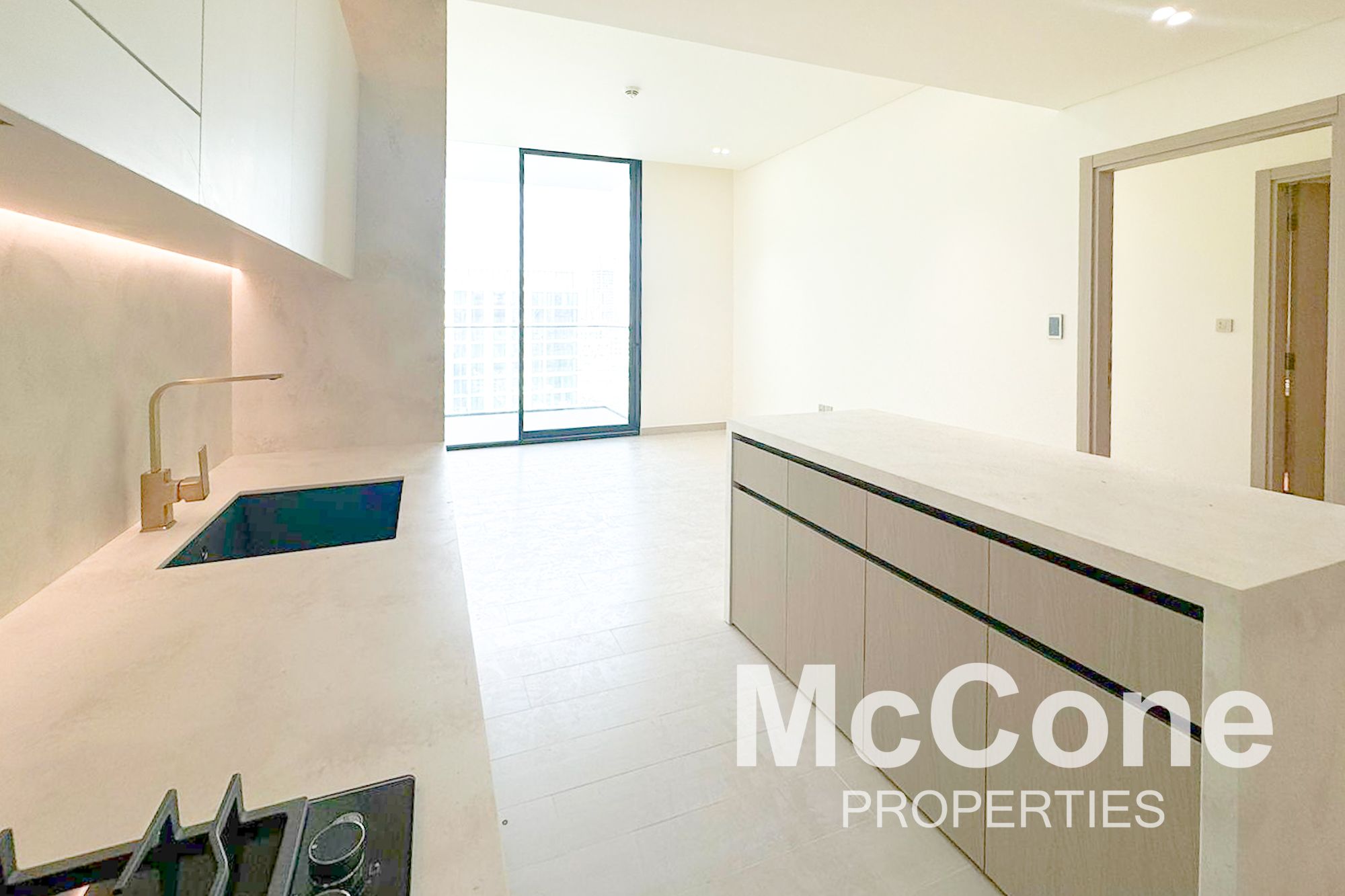 Vacant | Modern Style | Pool View