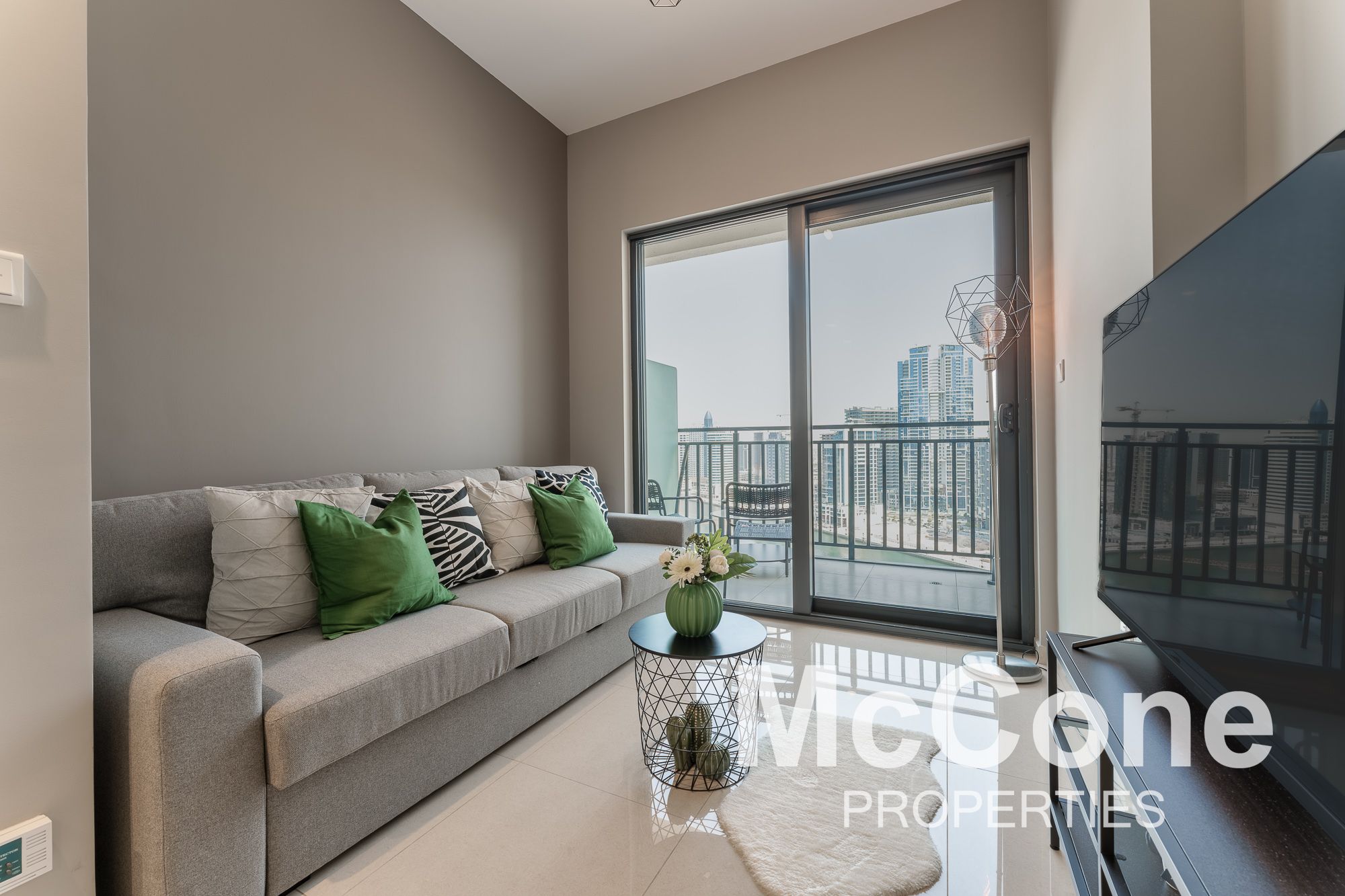 Fully Furnished | Corner Unit | Vacant