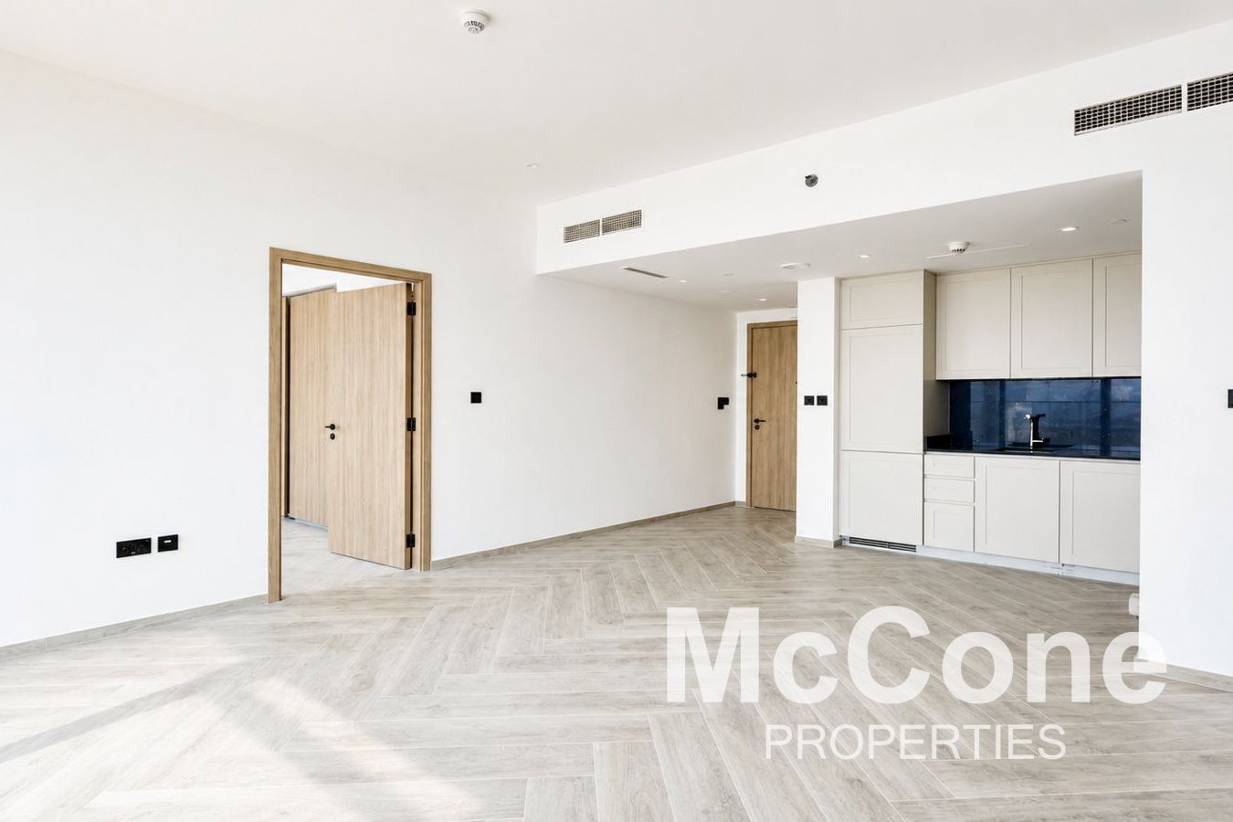Spacious Layout | Vacant | High ROI