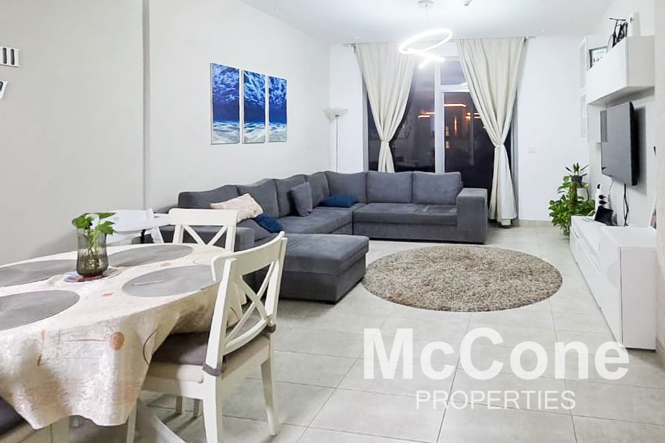 Close to Exit | Vacant on Transfer | Villa View