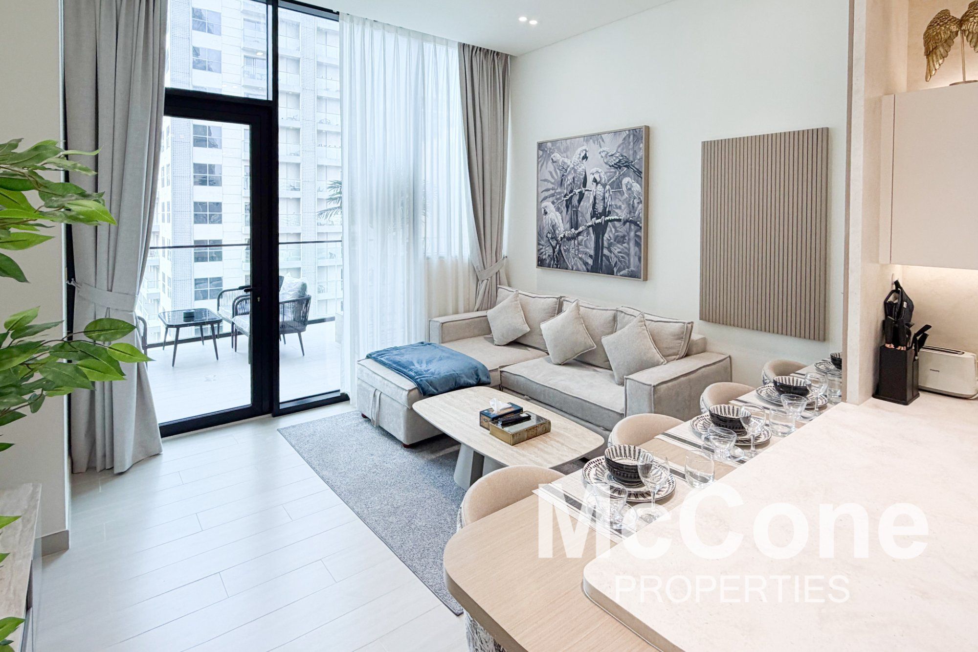 Luxury New | High Spec | Balcony Pool