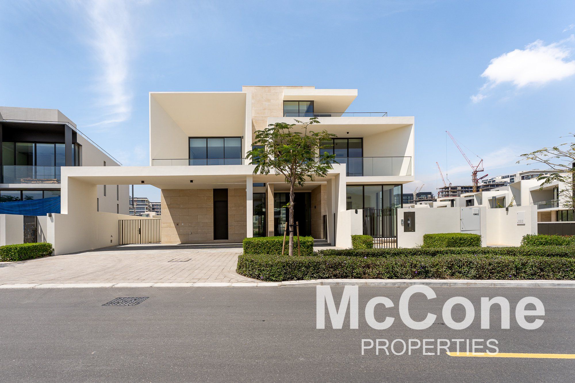 Brand New | Full Lagoon View | Corner Plot