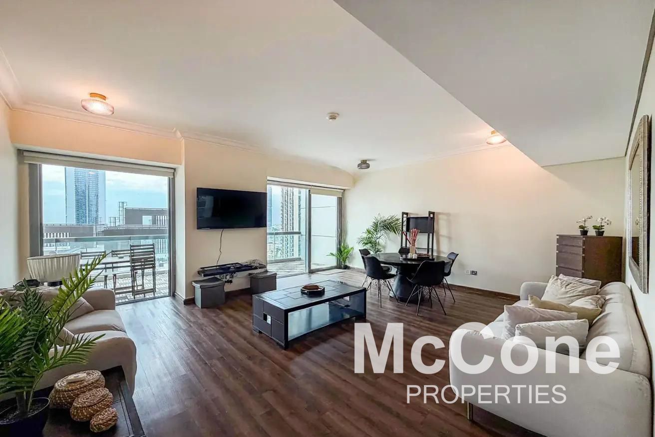 Large Layout | Vacant | High Floor