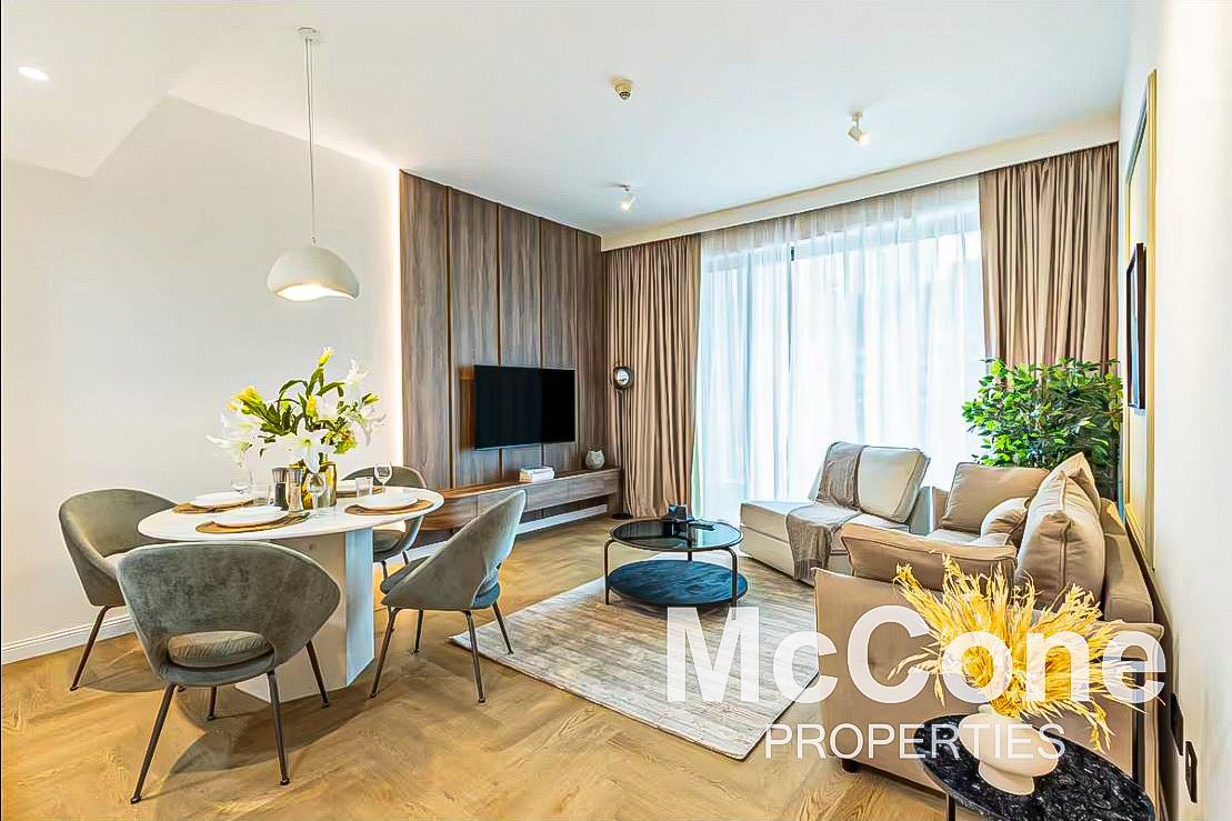 Spacious  | Skyline View | Fully Upgraded