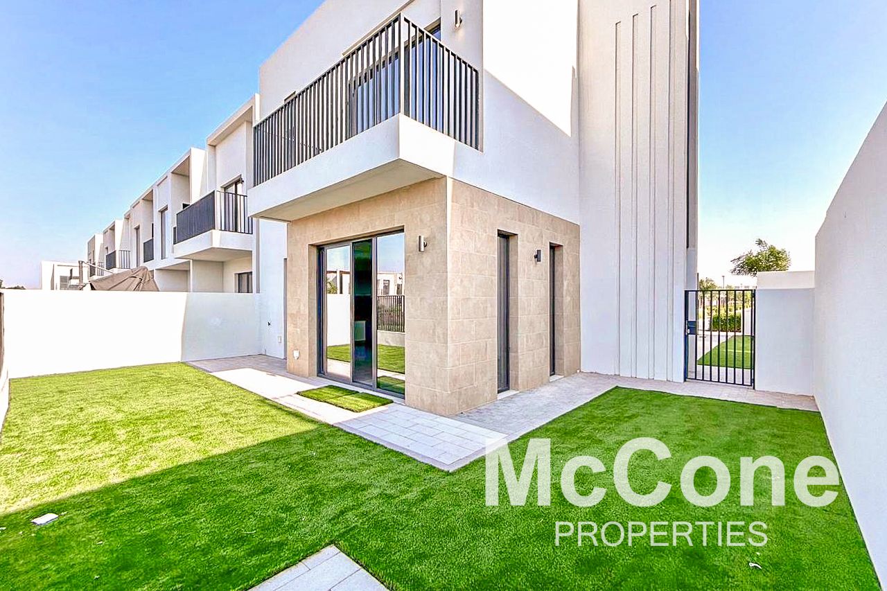 Park Facing | Single Row | Sunlit Villa | High ROI