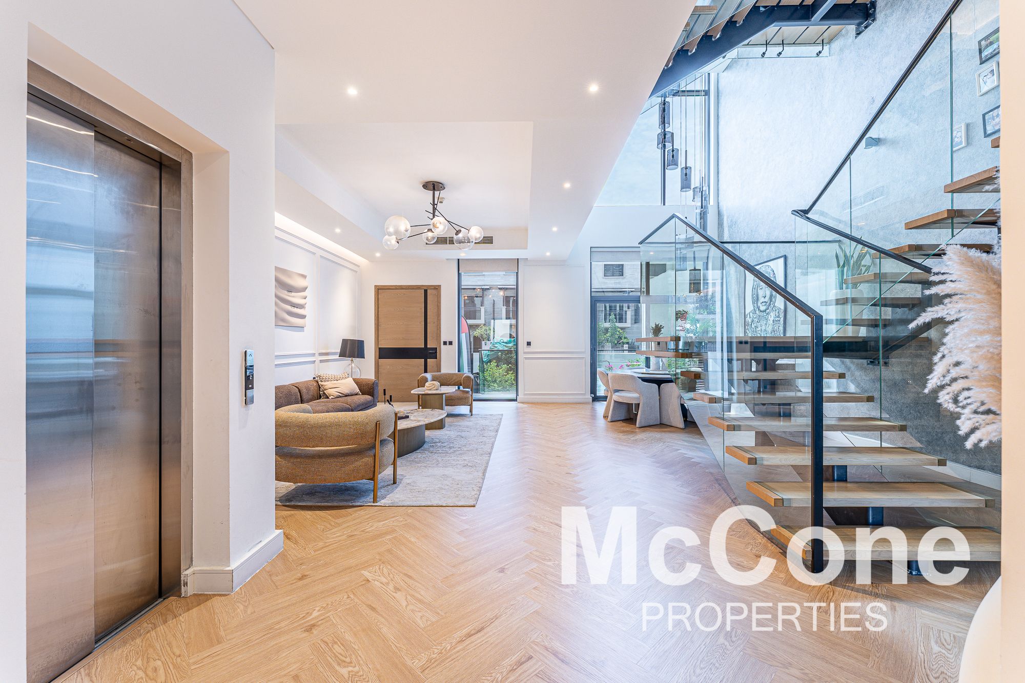 High-End Family Home | Elevator | Vacant