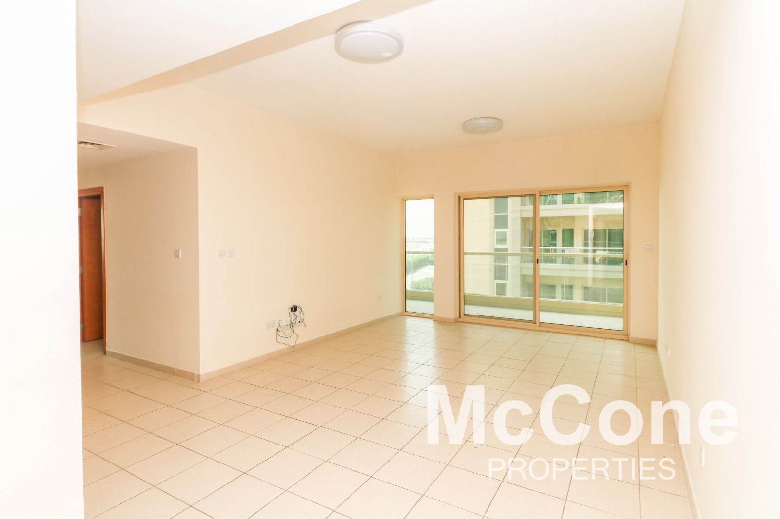 Vacant on Transfer | Negotiable | Closed Kitchen