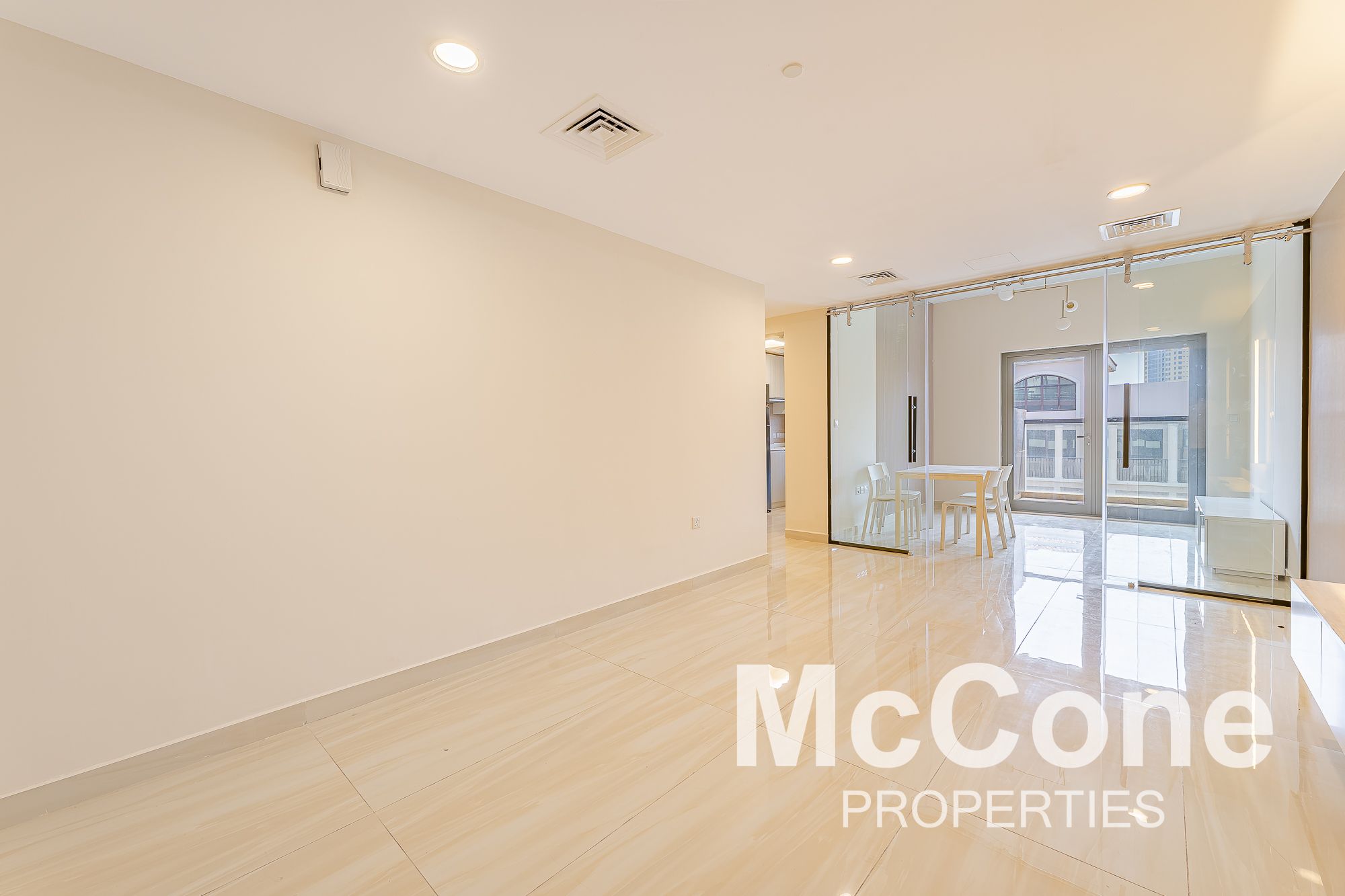 Maid Room | Closed Kitchen | Huge Layout