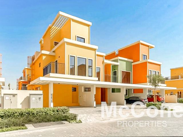 Single Row | Mortgageable | Large Plot