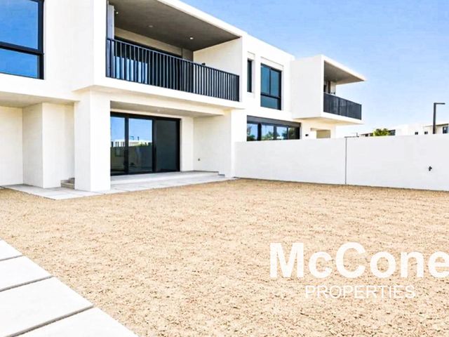 Vacant | Internal | Genuine Listing