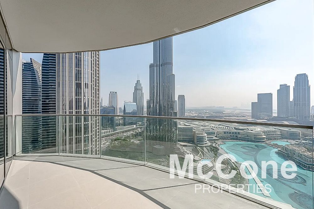 04 | Exclusive | Panoramic Burj & Fountain Views