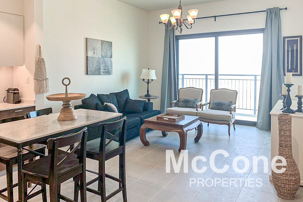 Full Golf Course | Semi Furnished | VOT