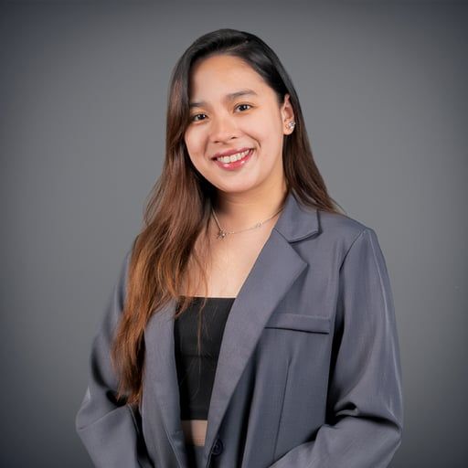 Maxine Sicangco